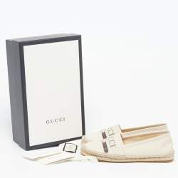 Pre Owned حذاء إسبادريل غوتشي قماش وجلد أبيض مائل للأبيض مع طباعة شعار مقاس 38.5