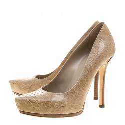 مملوكة مسبقًا Gucci Beige Ostrich Leg Pointed Toe Pumps Size 38.5