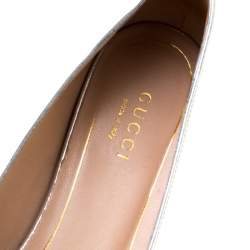 مملوكة مسبقًا حذاء مولز غوتشي برنستاون تفاصيل وردة فيونكة ويب جلد مبطن فضي ميتالك مقاس 36