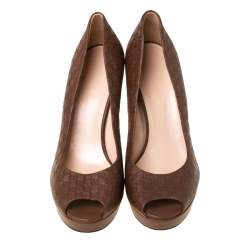 Pre Owned Gucci Brown Microguccissima Leather Peep Toe Platform Pumps Size 39.5