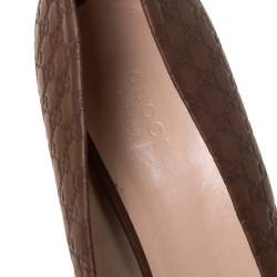 Pre Owned Gucci Brown Microguccissima Leather Peep Toe Platform Pumps Size 39.5