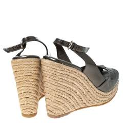 Pre Owned Gucci Metallic Grey GG Patent Leather Slingback Wedges Platform Sandals Size 36