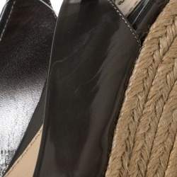 Pre Owned Gucci Metallic Grey GG Patent Leather Slingback Wedges Platform Sandals Size 36