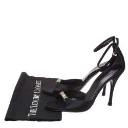 مملوكة مسبقًا Gucci Black Satin Embellished Ankle Strap Sandals Size 39