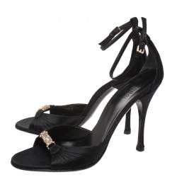 مملوكة مسبقًا Gucci Black Satin Embellished Ankle Strap Sandals Size 39
