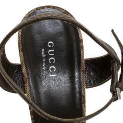 مملوكة مسبقًا Gucci Green/Beige GG Canvas and Leather Bamboo Platform Sandals Size 39