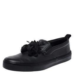 مملوكة مسبقًا Gucci Black Leather Floral Applique Slip On Sneakers Size 37