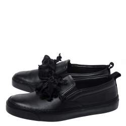 مملوكة مسبقًا Gucci Black Leather Floral Applique Slip On Sneakers Size 37