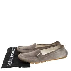 Pre Owned Gucci Grey Suede Leather Slip On Loafers Size 38