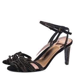 مملوكة مسبقًا Gucci Black Suede Leather Fleur Studded Ankle Strap Sandals Size 37.5