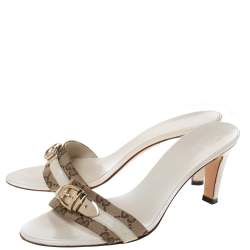 Pre Owned Gucci White GG Canvas Buckle Detail Slide Sandals Size 38