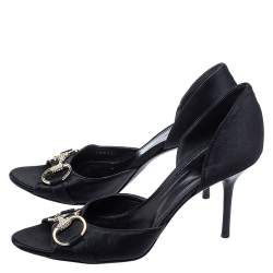 مملوكة مسبقًا Gucci Black Satin Horsebit D'Orsay Peep Toe Sandals Size 38.5