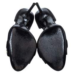 مملوكة مسبقًا Gucci Black Satin Horsebit D'Orsay Peep Toe Sandals Size 38.5