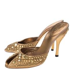 Pre Owned Gucci Metallic Gold Studded Leather Peep Toe Slide Mules Size 38.5