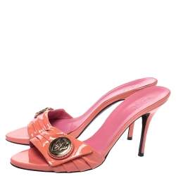 Pre Owned Gucci Coral Pleated Patent Leather Hysteria Slide Sandals Size 37