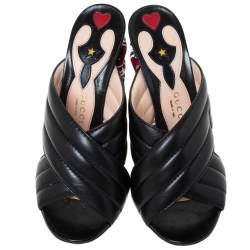 Pre Owned صندل سلايد غوتشي كانفاس أسود ثعبان مزخرف هورسبيت مقاس 38.5