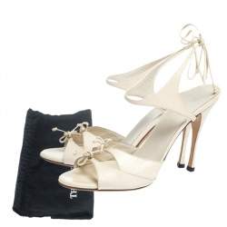 Pre Owned Gucci Cream Leather Open Toe Ankle Strap Sandals Size 39