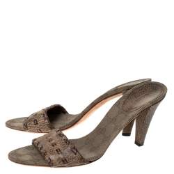 Pre Owned Gucci Olive Green Leather GG Open Toe Sandals Size 39