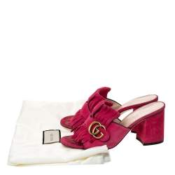 مملوكة مسبقًا صندل غوتشي "مارمونت" مزين بشعار الماركة جي جي مزين بشراشيب مقدمة مفتوحة جلد سويدي وردي مقاس 37