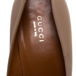 مملوكة مسبقًا Gucci Beige Leather Charlotte Platform Pumps Size 38.5
