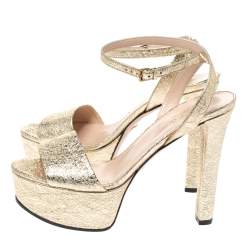 Pre Owned Gucci Gold Crinkled Patent Leather Platform Ankle Strap Sandals Size 36