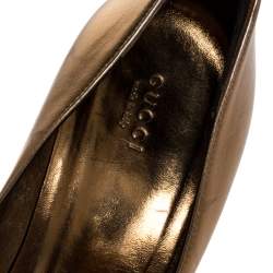 Gucci Metallic Gold Leather Platform Pumps Size 38.5