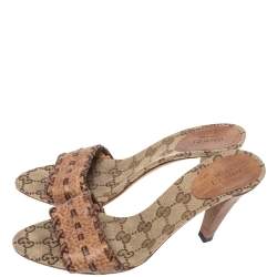 مملوكة مسبقًا صندل سلايد غوتشي كانفاس جي جي وجلد بني مقاس 37