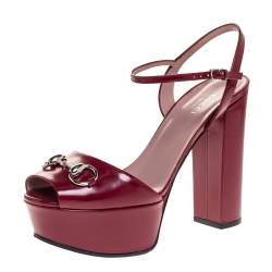 مملوكة مسبقًا Gucci Burgundy Leather Claudie Horsebit Platform Ankle Strap Sandals Size 38.5