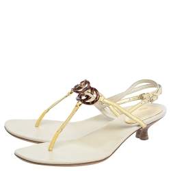 مملوكة مسبقًا Gucci Cream Patent Leather GG Interlocking Kitten Heel Thong Flat Sandals Size 36.5