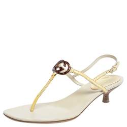 مملوكة مسبقًا Gucci Cream Patent Leather GG Interlocking Kitten Heel Thong Flat Sandals Size 36.5