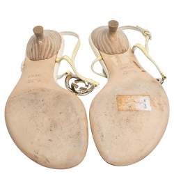 مملوكة مسبقًا Gucci Cream Patent Leather GG Interlocking Kitten Heel Thong Flat Sandals Size 36.5