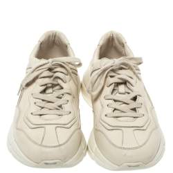 مملوكة مسبقًا حذاء رياضي غوتشي رهيتون منخفض من أعلى جلد بيج مقاس 40