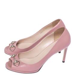 مملوكة مسبقًا Gucci Pink Leather Horsebit Peep Toe Pumps Size 37