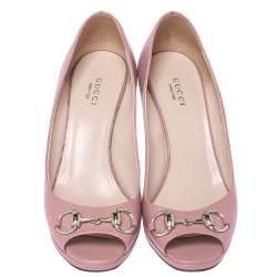 مملوكة مسبقًا Gucci Pink Leather Horsebit Peep Toe Pumps Size 37