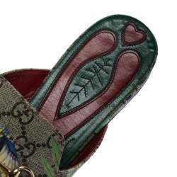 مملوكة مسبقًا Gucci Beige GG Supreme Monogram Coated Canvas Tian Princetown Flat Mules Size 39.5