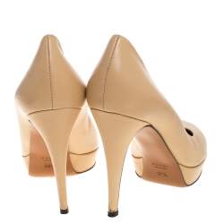 Pre Owned Gucci Beige Leather Pumps Size 38.5