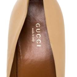 Pre Owned Gucci Beige Leather Pumps Size 38.5