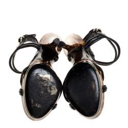 مملوكة مسبقًا Gucci Black Patent Leather Orchid Twist Detail Tortoise Heel Platform Sandals Size 36