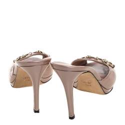 Pre Owned Gucci Beige Guccissima Patent Leather Peep Toe Horsebit Slides Sandals Size 38.5