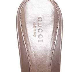 Pre Owned Gucci Beige Guccissima Patent Leather Peep Toe Horsebit Slides Sandals Size 38.5