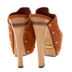مملوكة مسبقًا Gucci Brown Suede Horsebit Open Toe Platform Mules Size 39.5