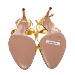 Pre Owned صندل غوتشي وتوم فورد فتحة كعب مزخرف رأس ثعبان جلد ثعبان ذهبي ميتالك مقاس 40.5