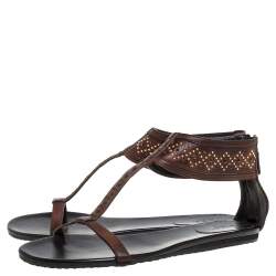 Pre Owned Gucci Dark Brown Leather Studded T Strap Flat Sandals Size 42