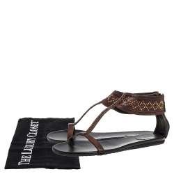 Pre Owned Gucci Dark Brown Leather Studded T Strap Flat Sandals Size 42