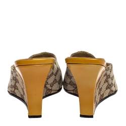 Pre Owned صندل مول غوتشي كعب روكي مقدمة مفتوحة لامع أصفر وكانفاس جي جي بيج مقاس 38.5