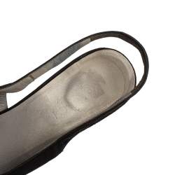 مملوكة مسبقًا Gucci Black Suede Round Toe Buckle Detail Slingback Sandals Size 37.5