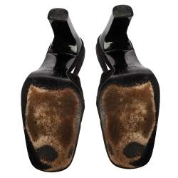 مملوكة مسبقًا Gucci Black Suede Round Toe Buckle Detail Slingback Sandals Size 37.5