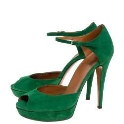 Pre Owned صندل غوتشي نعل سميك و سير كاحل و مقدمة مفتوحة سويدي أخضر مقاس 37