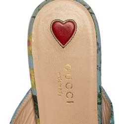 مملوكة مسبقًا Gucci Blue Floral Print Satin Princetown Mules Size 38