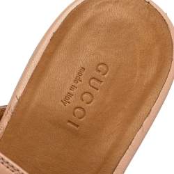 مملوكة مسبقًا حذاء سلايد غوتشي "برينستاون" مزين هورسبيت جلد وردي مقاس 38